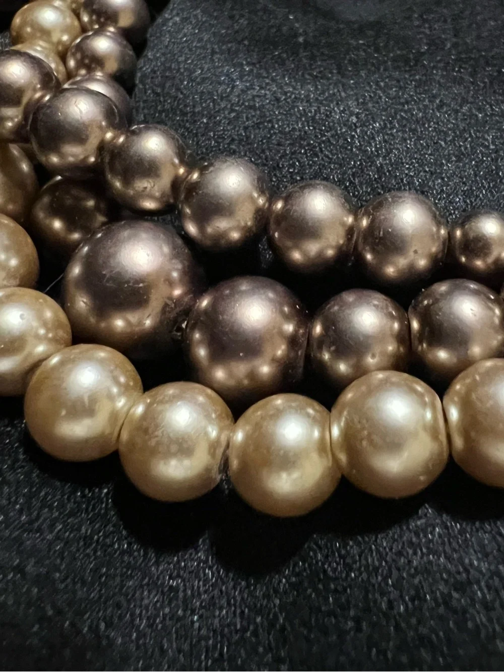 Roman RMN Bronze Champagne Faux Pearl Twisted Necklace